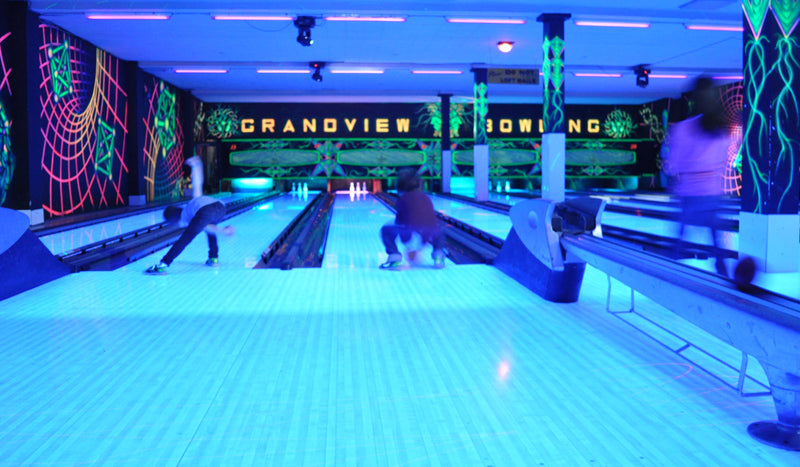 glow in the dark bowling